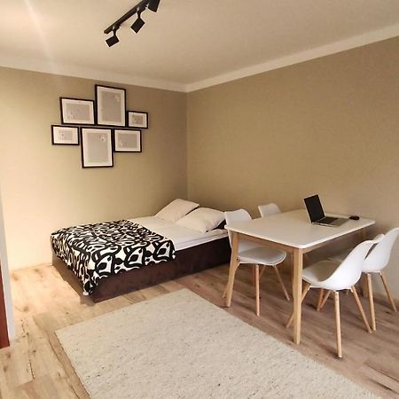 Studio, Krakow - Czyzyny Экстерьер фото